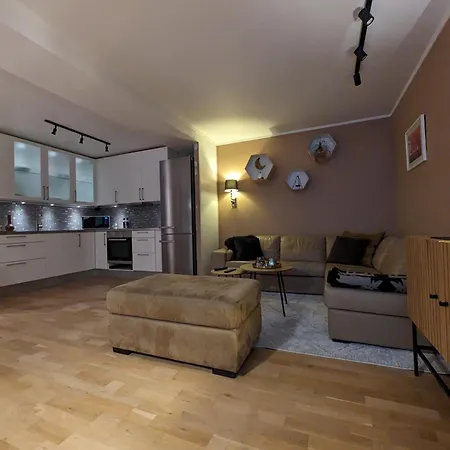 Mountain & Sea View Apartment *