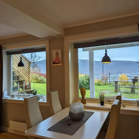 Apartment Mountain & Sea View Tromso