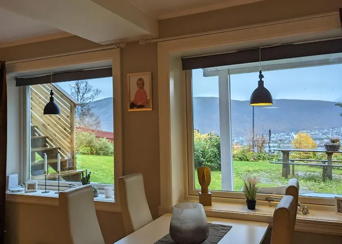 Lägenhet Mountain & Sea View Tromsø